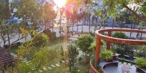 Villa Đà Lạt D439 - Kiến trúc hiện đại, sân vườn rộng rãi